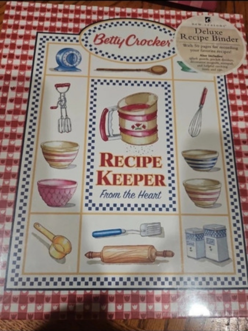 Betty Crocker Recipe Keeper: From The Heart Red & Cream